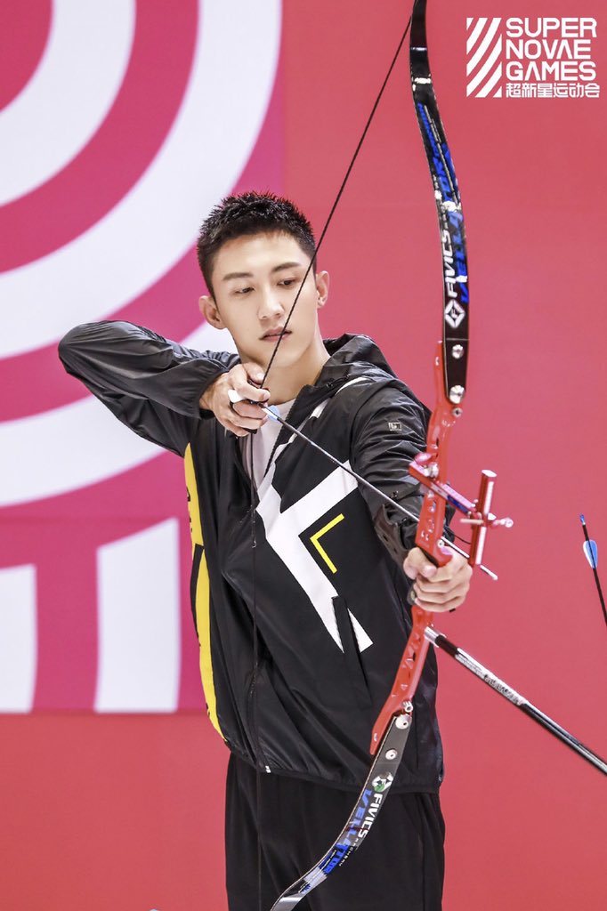 CGTNSportsScene's tweet photo. 🏀👦🏻🏓️
@TencentGlobal ‘s #SuperNovaGames2020 announces
#HuangJingyu as assistant officer.
Huang with #CBA Liaoning’s head coach Yang Ming and #tabletennis #Olympic champion #DengYaping .🏹️🏃👏👏👏

#huangjingyu @HJYPH @Huangjingyu_TH #黄景瑜 https://t.co/rXurHtJTRe
