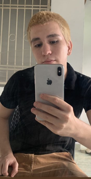 Look de cuarentena https://t.co/xWJZ2N6LTY<a href="/tag/mianiversariodex"class="tags"><span>#mianiversariodex</span></a>