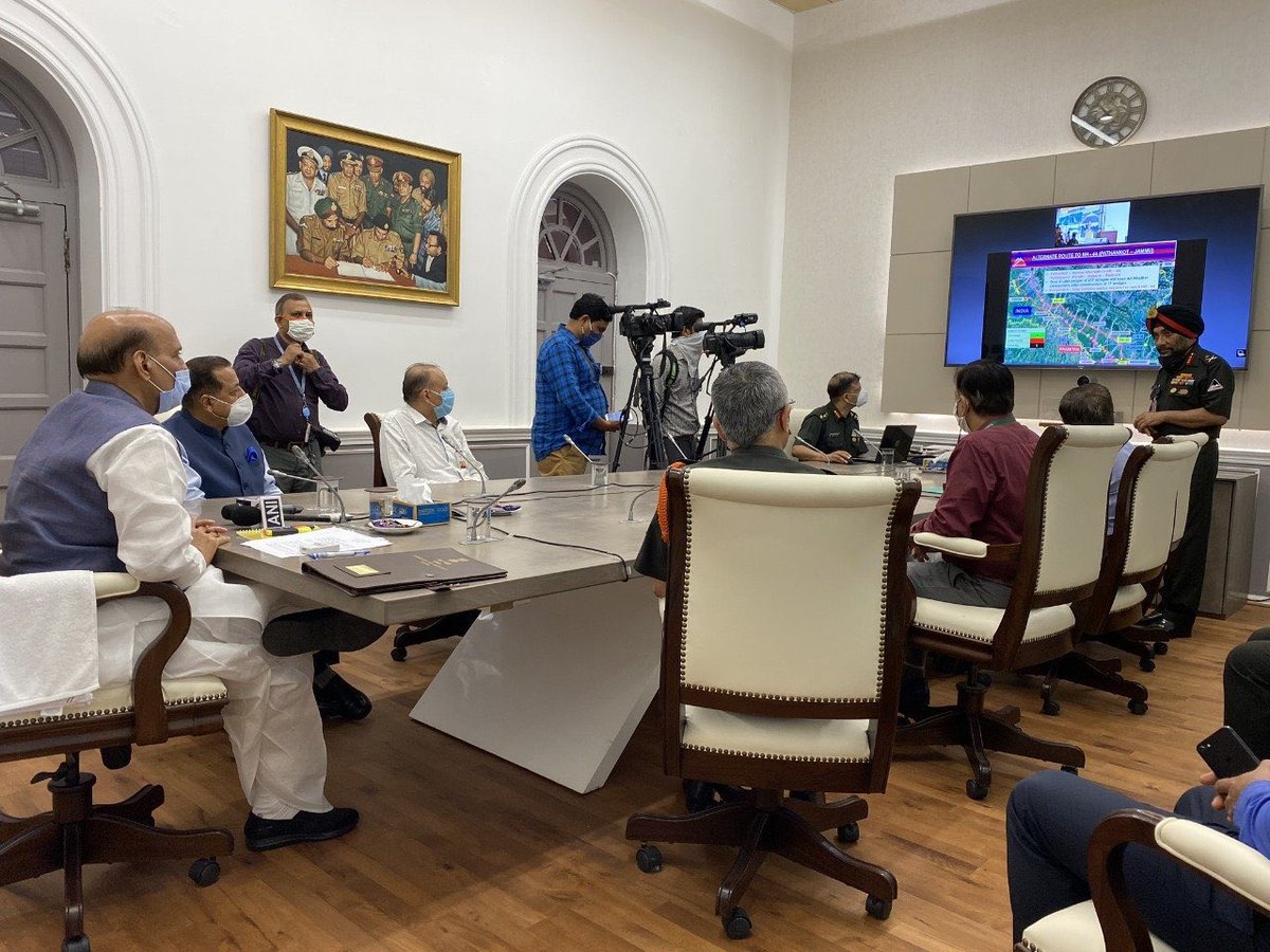 PCMohanMP's tweet photo. Union Defense Minister Shri @rajnathsingh ji inaugurates six strategically constructed bridges by the Border Roads Organisation (BRO) near the Line of Actual Control (LAC) in Jammu and Kashmir, via video conference. https://t.co/5WYRWNMJLc