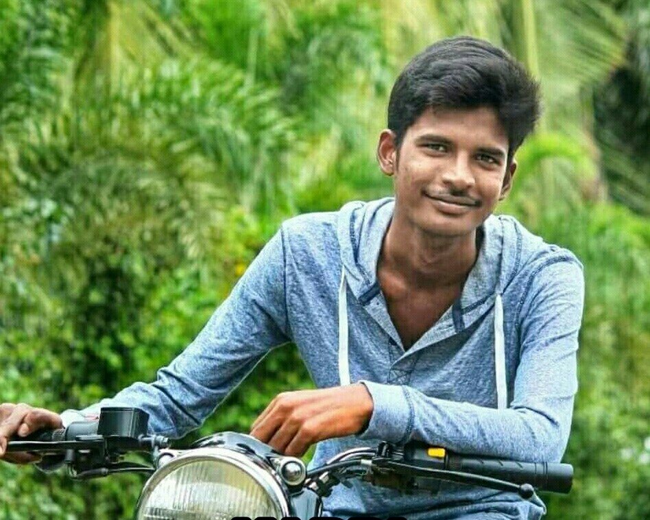 ఇదే నేను కర్రీగా ఉంటా అని పిక్స్ ఎక్కువగా పెట్టుకోను 😌

#17YearsForIHSimhadri
