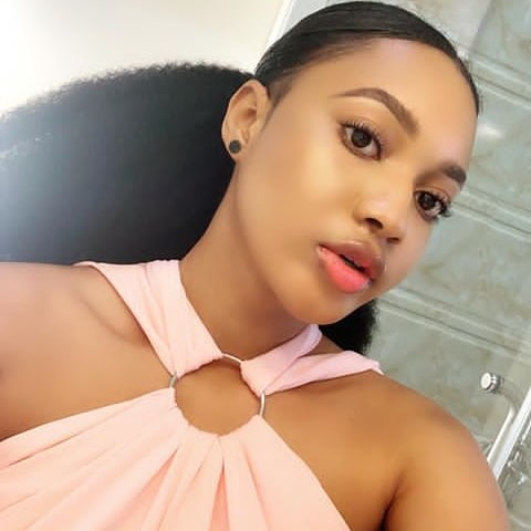 Diegochuene's tweet photo. Good morning can you please help me to reach 100 000 followers please follow me #HuaweiWatchGT2e #JusticeForLebo #KeaDrive #COVID19inSA #SoWhatNow #Durban #sabcnews #Day104ofLockdown https://t.co/1mKf01tLZc