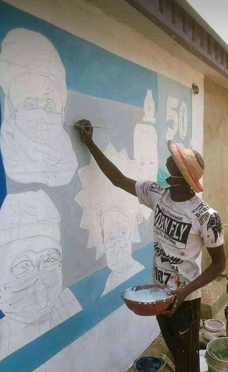 Osas_ThePlug's tweet photo. We rise by helping others please retweet this talented and creative Nigerian's hand work  his helper might be on your time line. https://t.co/HK6Tplj19V