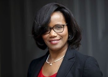VIrinarchos's tweet photo. Congratulations to Elizabeth Moreno, ex @HP Africa VP &amp; Managing Director, on her appointment as a Minister in the French Cabinet, in charge of Equality Between Women &amp; Men, Diversity &amp; Equal Opportunities. Tous mes voeux de succès dans vos nouvelles fonctions. @1ElisaMoreno https://t.co/BfWIubEquM