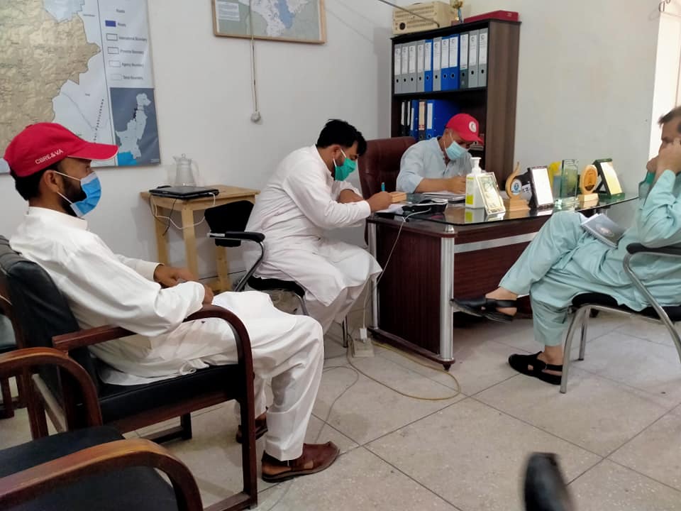 prcsfata's tweet photo. Meeting held with the Foundation for Rural Development Organisation who is working on a Livelihood program in Pandiali and Ambar tehsils of Mohmand tribal district
both parties were agreed on joint
#CoronaVirusPakistan #EhtiatKarona #pakistanredcrescentsociety #youthandvolunteers https://t.co/9bKHM0r5m6