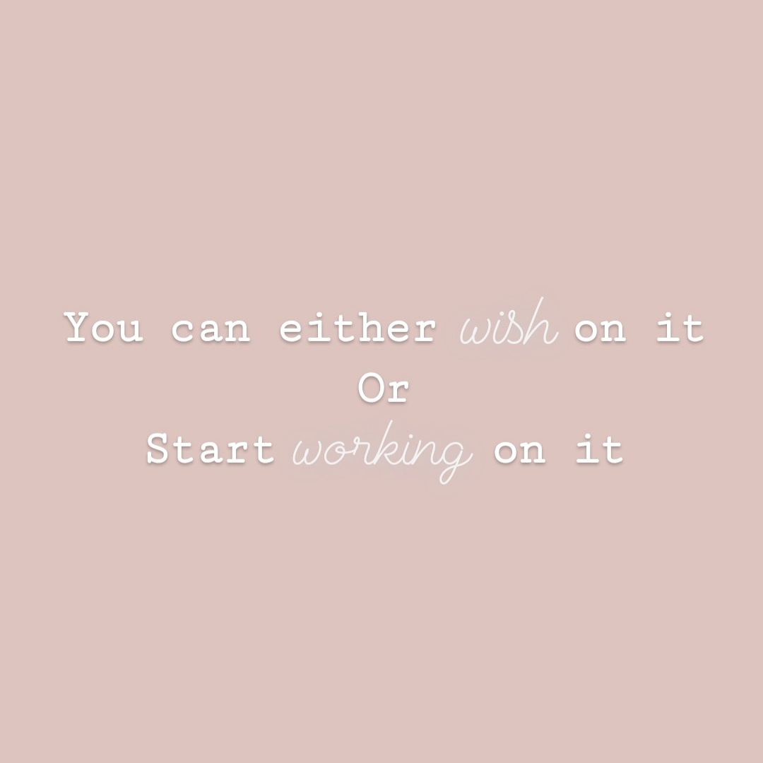Good morning!☕

You can either dream about your goals or get to work on smashing them 💃 I know which I'm going to be doing 🙌🏻 #watchthisspace