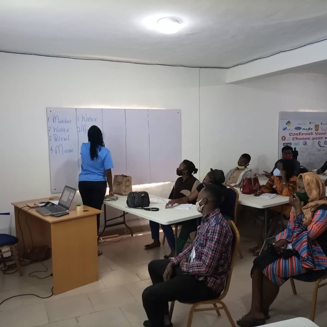 BlackInnAfrica's tweet photo. The Next Economy -
Helping youth get the right skills to find work and launch their dream careers 

Get inspired, get skilled and get connected
https://t.co/UA8kBMyUFP
@iampiusreis
@doyinar
@petrahsul
@divapyem

#BlackInnovationsAfrica
#TheNextEconomy https://t.co/SSg9fPMsH9