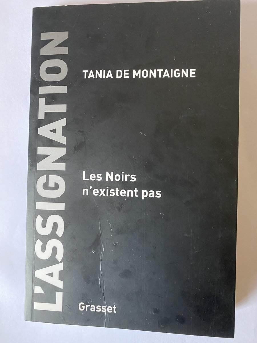 Gros coup de cœur pour ce dessin de <a href="/cocoboer/">Corinne</a> dans lequel ceux qui apprécient Tania de Montaigne se reconnaîtront 😉
L’Assignation (2018) reste toujours à lire, relire et offrir.
Et son dernier article dans <a href="/Charlie_Hebdo_/">Charlie Hebdo</a> est pareillement revigorant !