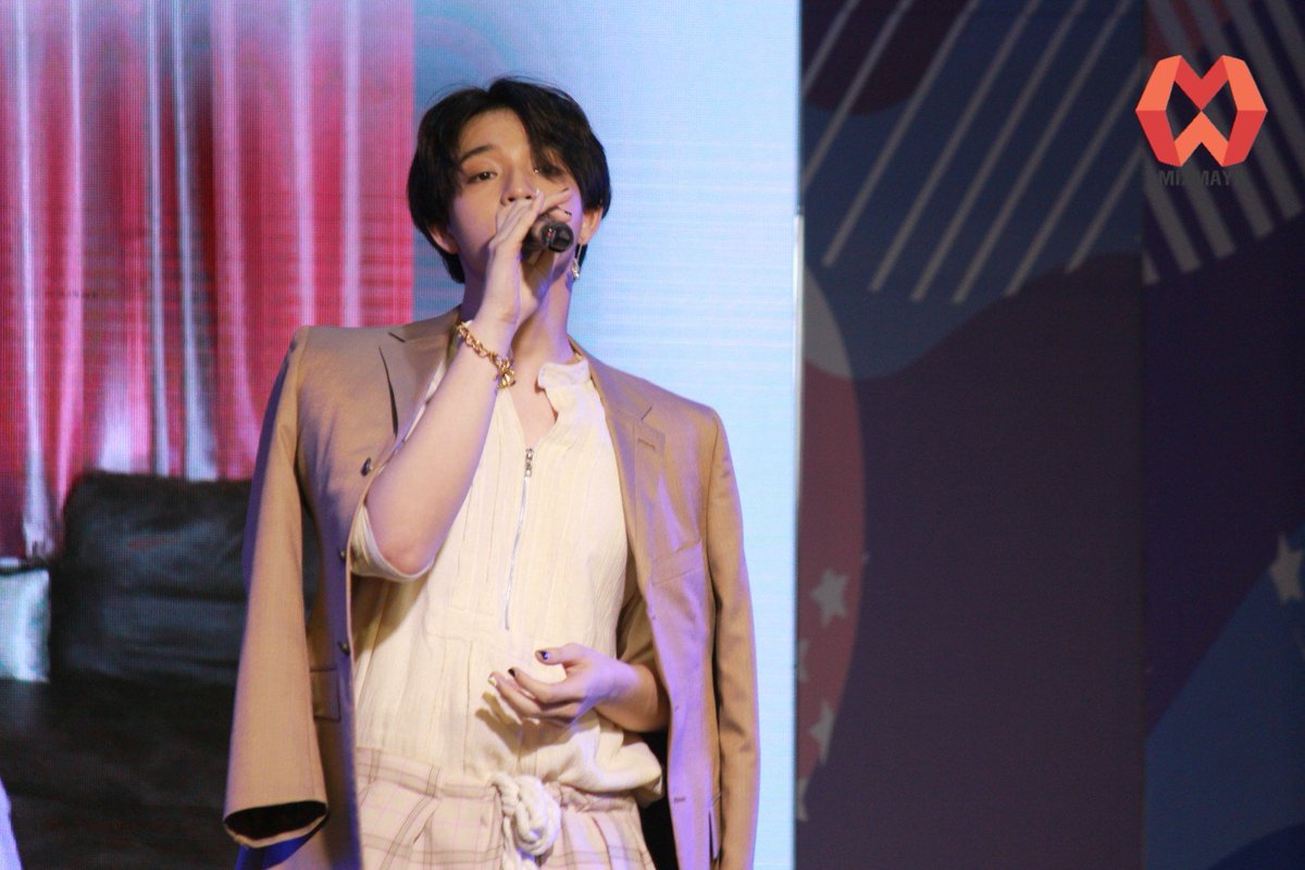 webmixmaya's tweet image. น้องบาสในงาน #idolexchange 

#บาสเด็กอ้วนที่แท้จริง 
#SB5xIdolExchange
#SuperboyxIdolExchange 
#น้อนบาสสู้สู้ 
#bbasjtr 
#ชายในฝันSBFIVE