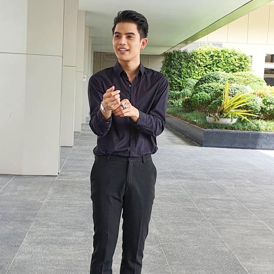 music_teambenz's tweet photo. คุยๆๆ กันหน่อย ตามทำเนียมปฎิบัติ 😁
#มูลนิธิต่อต้านการทุจริต
#การต่อต้านการทุจริต 
#ต่อต้านการทุจริต
#เบนซ์จิรโรจน์ 
#Benzji #Benzjiofficial https://t.co/f4kVtsL4jI