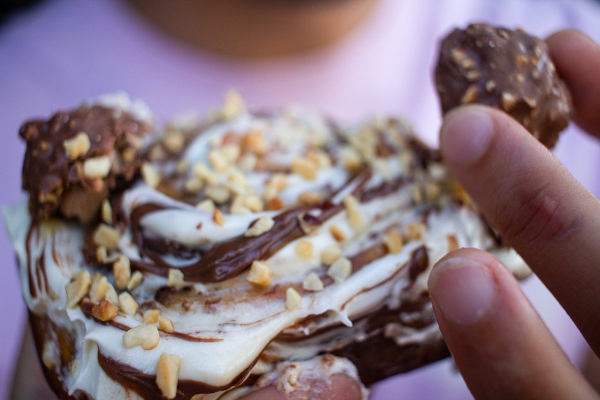 We had a lot of fun creating and tasting this House of Cinn x Ferrero Rocher combo 🕺🏿