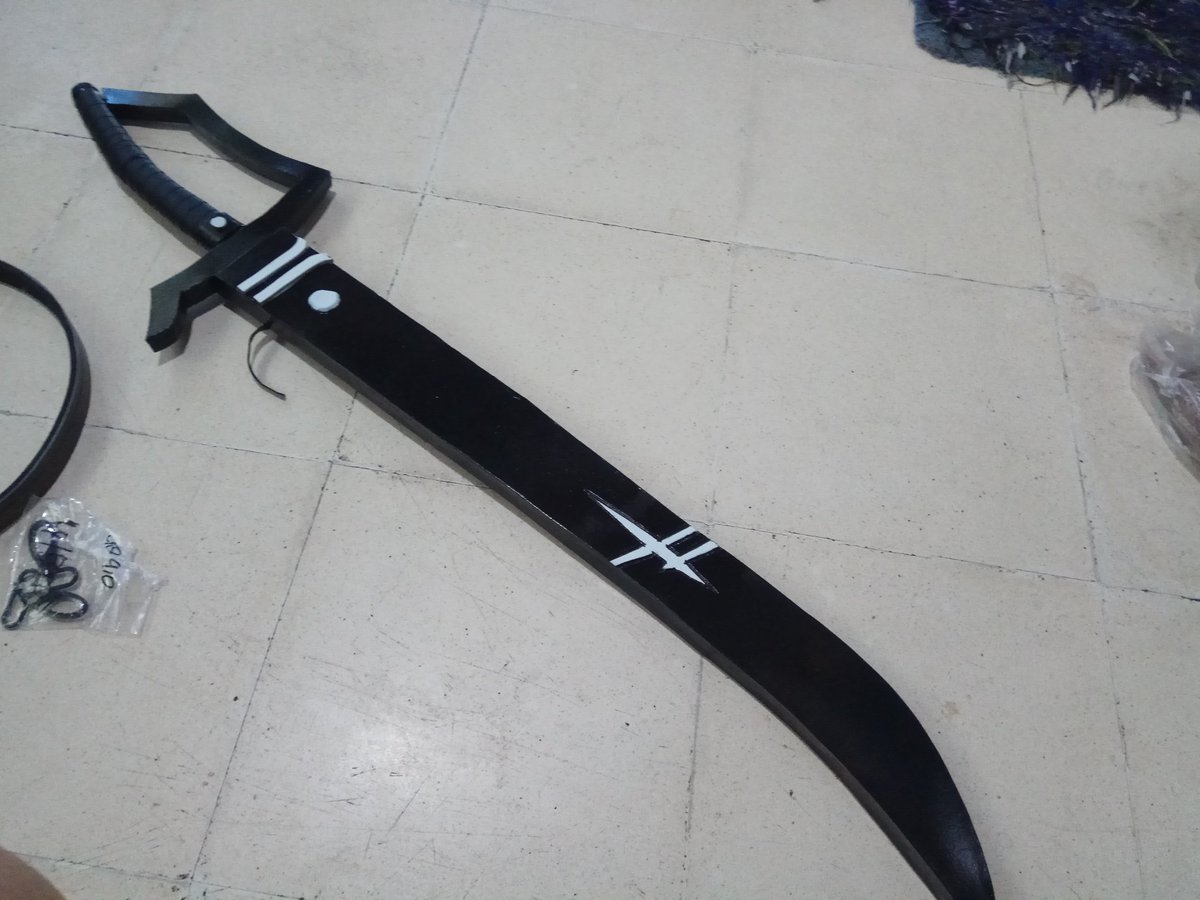 KKurisuna's tweet photo. Progressing courier from arknight
Sword done now waiting gor boots and costume
#arknigths #Arknightscosplay #courierarknifhts #cosplay https://t.co/FFR6yPpbfX