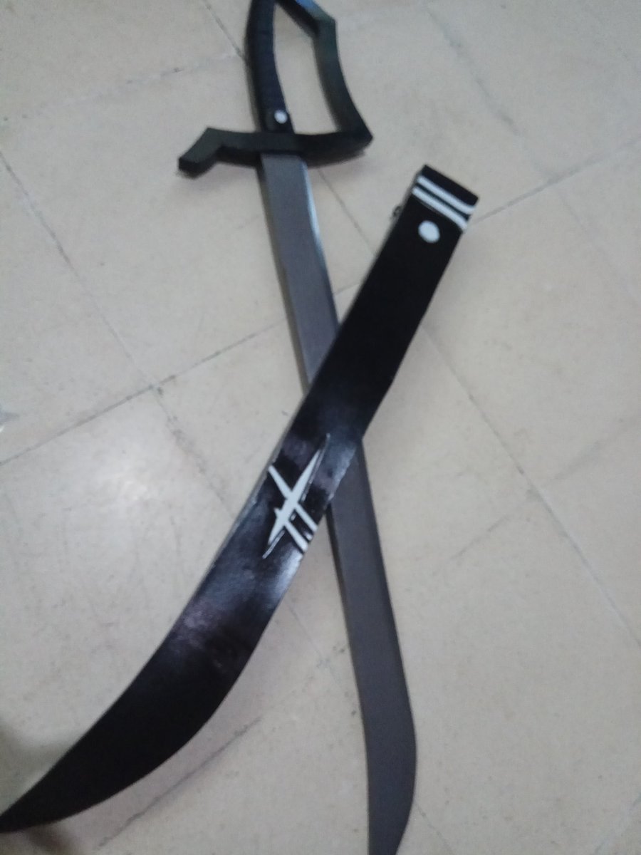 KKurisuna's tweet photo. Progressing courier from arknight
Sword done now waiting gor boots and costume
#arknigths #Arknightscosplay #courierarknifhts #cosplay https://t.co/FFR6yPpbfX