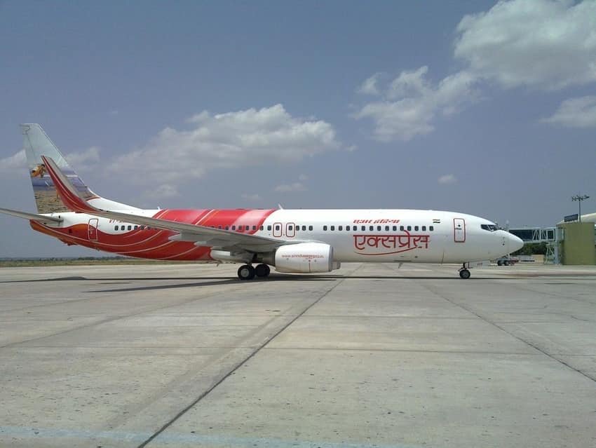 travelobiz's tweet photo. Vande Bharat Mission: 104 More Flights From UAE To India - Check Full List.
#FlightSchedule #India #RepatriationFlights #StrandedinUAE #UAE #UAEToINDIA #VandeBharatMissionPhase4 https://t.co/UMlHRc1Btr https://t.co/aSJg94XoQv