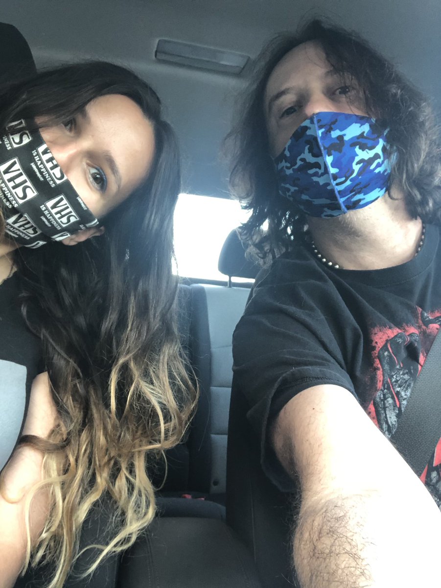 Fairlydark's tweet photo. This Covid Experience brought to you by Heather Taddy:
Taking my favorite alien to the airport. Paranormal Investigation in IOWA! Sounds like a doozy! (I still say she’s staying at the SLIPKNOT Air BnB🤘🤣) #AlienHighway @ClassicTad https://t.co/W4XnlCJEd3