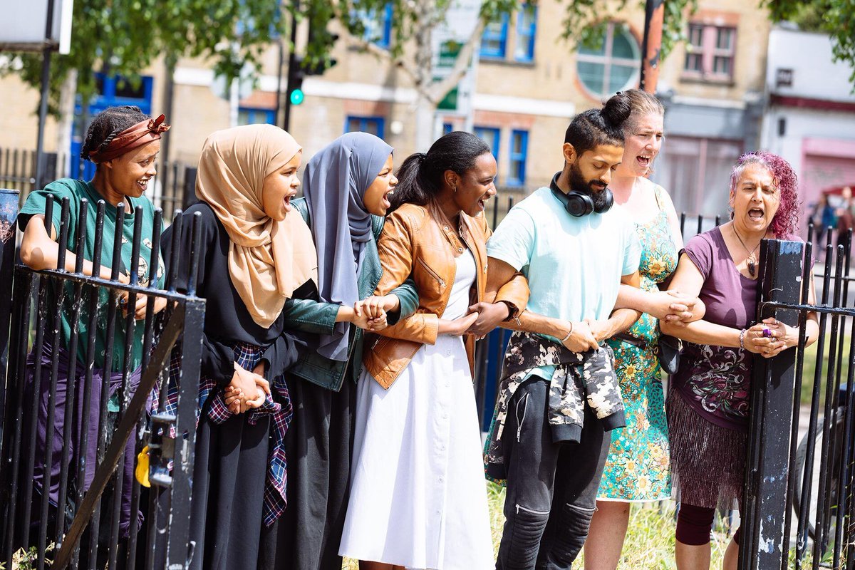 👀 4 £10,000 <a href="/JoinTheSeason_/">Season for Change</a> commissions for artists identifying as Black, Asian &amp; minority ethnic/POC, refugee, deaf, disabled, neurodivergent, working class and/or LGBTQI+ to make participatory work about climate or the environment:  Apply by 30 July 👉 buff.ly/3gfzONj