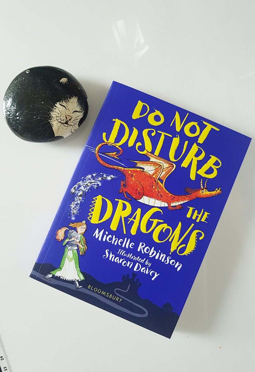 Thanks so much to @MicheRobinson, @thecreativefox and @KidsBloomsbury for this #DRAGONTASTIC copy of #DoNotDisturbTheDragons! 
I can't wait to read it, it looks #SOGOOD!
#kidlit #kidlitart #Dragon #dragons #YoungFiction #Wondermere #PrincessGrace