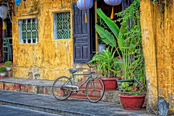 CUAsia2021's tweet photo. Vietnam - here we come!🇻🇳
🤖 Vietnam's coworking &amp; tech sector are growing fast. In line with our theme 'technology' Vietnam will be a great place to learn
😷 Vietnam did an AMAZING job of managing Covid19…That gives us confidence
🎏 Finally, Central Vietnam is just incredible https://t.co/ugtozsnHTZ