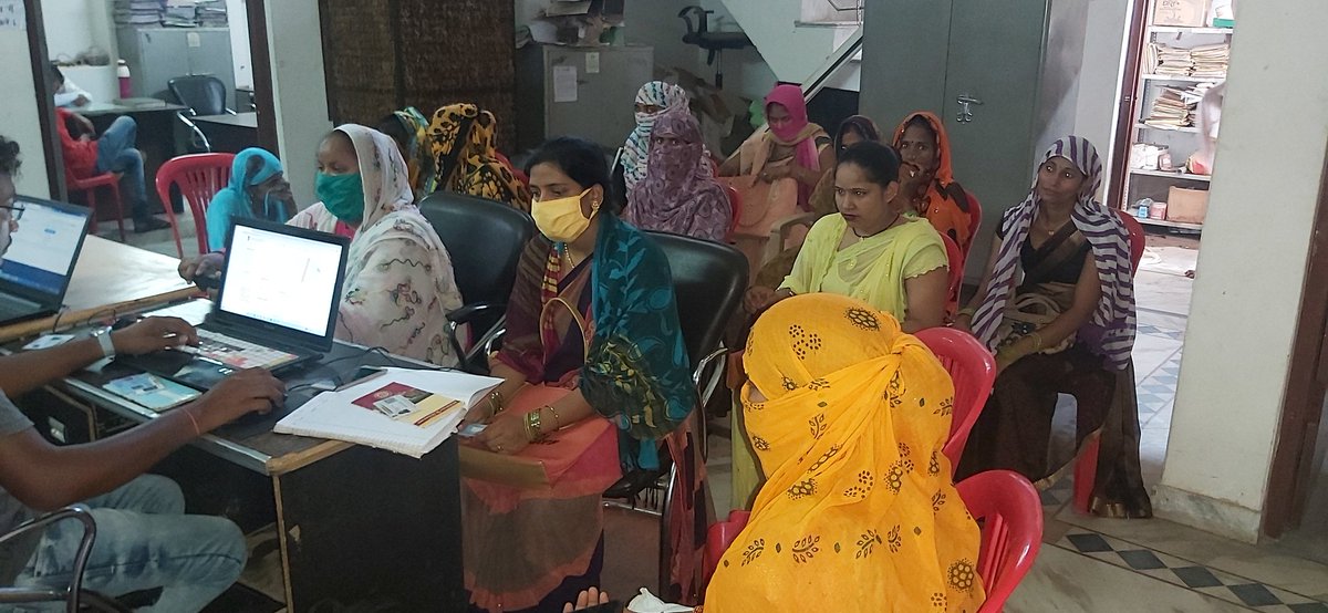 KesharKhan4's tweet photo. SHGs Womens Digipay SAKHI training at Dholpur(Raj.)
@rsprasad @drmanojrajoria @CSCegov_ @NITIAayog @dintya15 @cscrajasthan https://t.co/q4FSzzhtOJ