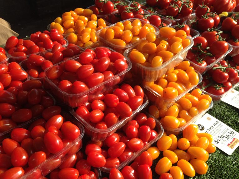EcoLocalFMarket's tweet photo. A big welcome back to @iowtomatoes @sussexpies and @CyrnelBakery as they return to #WallingtonFarmersMarket this Saturday from lockdown!  Looking forward to lush tomatoes, delicious artisan bread and some hearty pies - treats for the tastebuds!  #supportlocalmarkets https://t.co/OiAANtDEdC