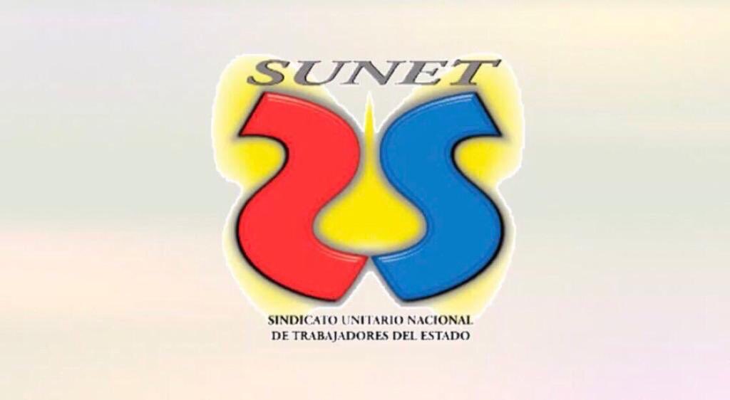 sunetcolofc's tweet photo. En comunicado @sunetcolofc urge a la  @Bogota a suministrar elementos de protección del #COVID-19. La organización sindical reiteró la solicitud a la alcaldesa y a la @integracionbta para evitar el riesgo de algunos funcionarios. https://t.co/VIkY07ycsB @XiniaNavarro @GermanSUNET https://t.co/vyVXL5RYru