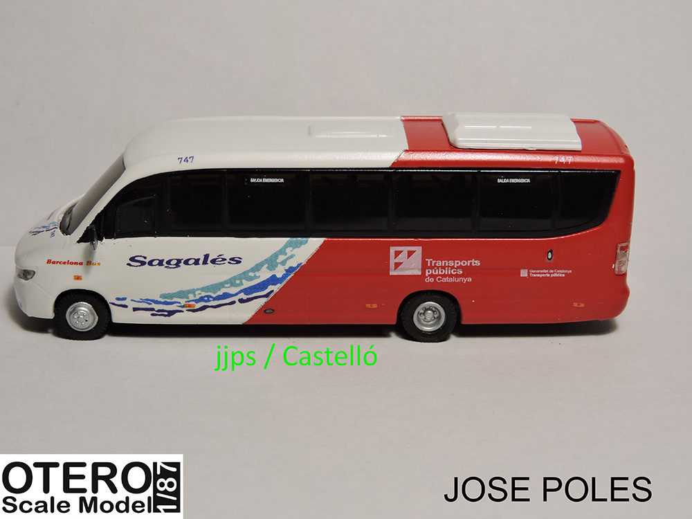 OteroScaleModel's tweet photo. Estos dos buses a escala 1/87 han sido modificados por José Poles a partir de nuestro Mercedes Ferqui de ALSA y el KIT Pegaso 6038.

#Mercedes #Ferqui #Pegaso #KIT #escala87 https://t.co/GhVbQS1Axz