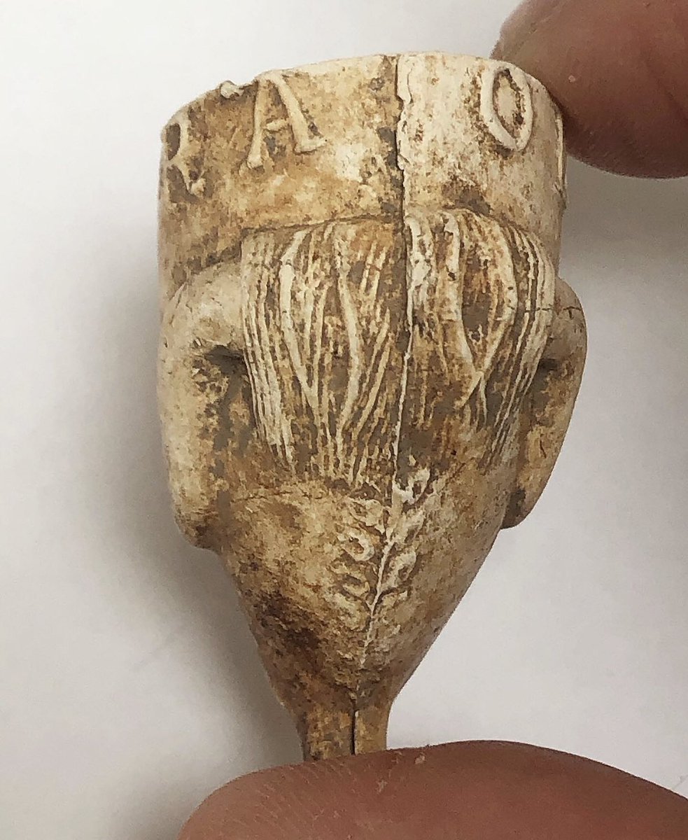 mudlarkanna's tweet photo. #RAOB #claypipe (Royal antidiluvian order of the #buffaloes 🐃) . EST 1822, the poor man’s Freemasons, fraternal society known affectionately as the #buffs.  Big on philanthropy but dying out in recent years - ageing members and few new recruits... #mudlark #thames https://t.co/EAuAfxluAg