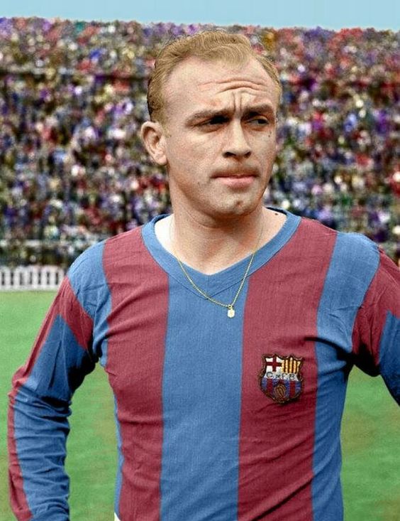 AWAITED THREADAlfredo Di Stefano's controversial transfer to Real Madrid. Was he initially supposed to sign for Barcelona?Did Spanish dictator, General Franco, intervene and force the Argentine to sign for his 'regime club', Real Madrid?