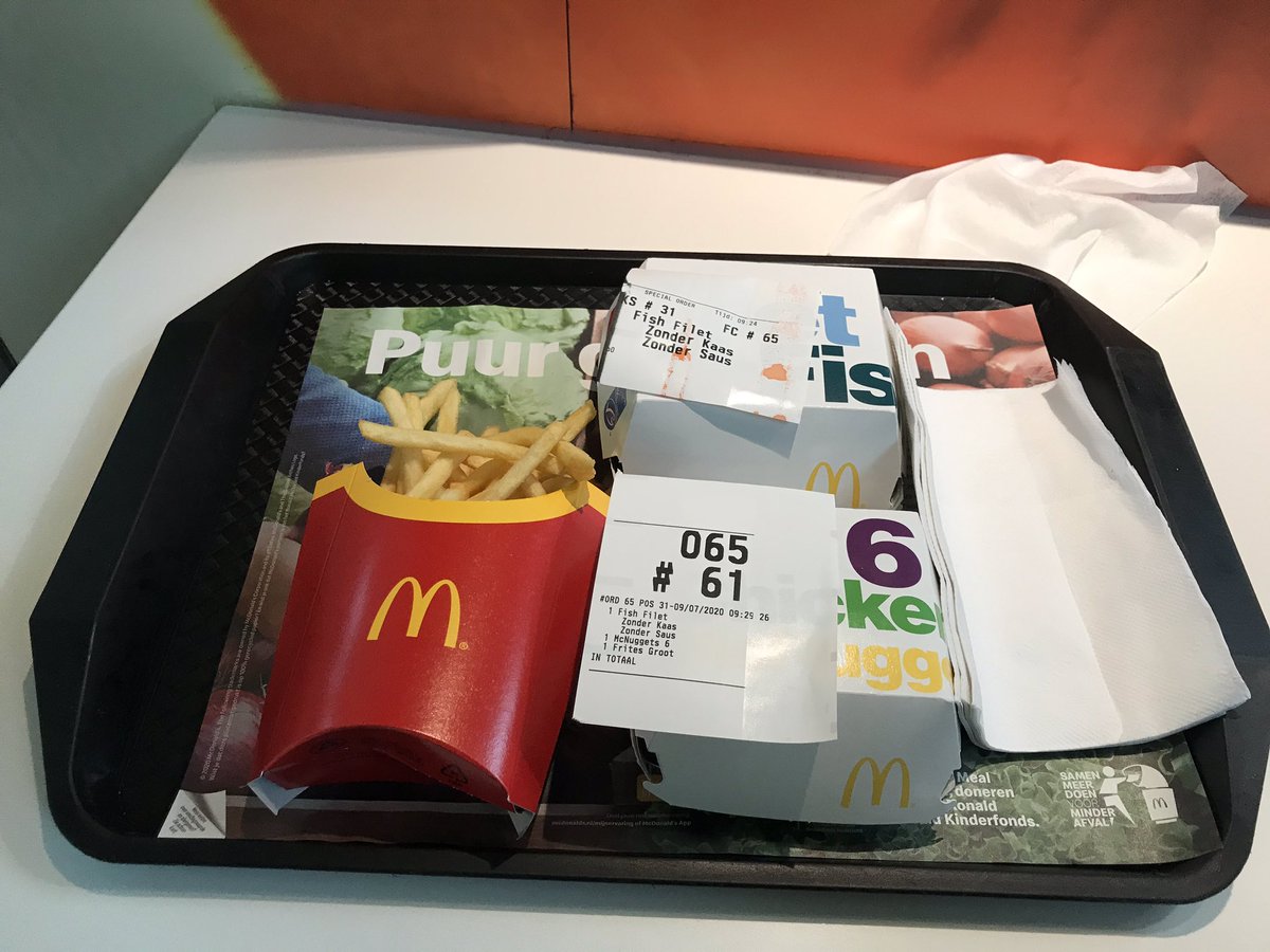 This is a very, very early lunch and my first sit-in McDonalds since February when I was in Istanbul – bei  McDonald's