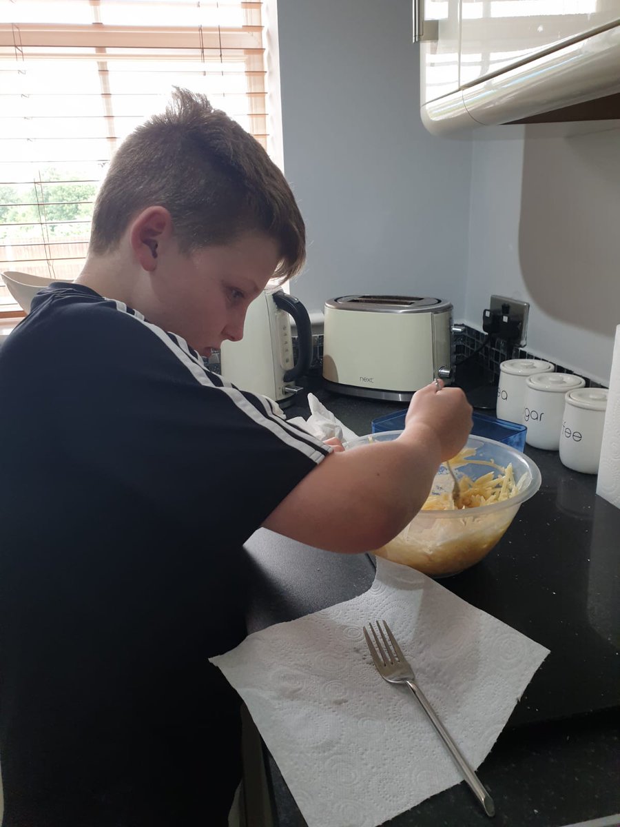 GCopley2006's tweet photo. @PATCarletonHigh This is my beliefs and ethics extra hot task. I made potato Latkes, a religous food for Judaism, and it was quite fun. https://t.co/ON4qetVsWp