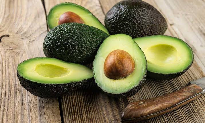 CUALIDADES_D's tweet photo. Uno de los productos alimenticios que más exporta México al mundo es el aguacate, una delicia culinaria. https://t.co/KuYAyojHhC