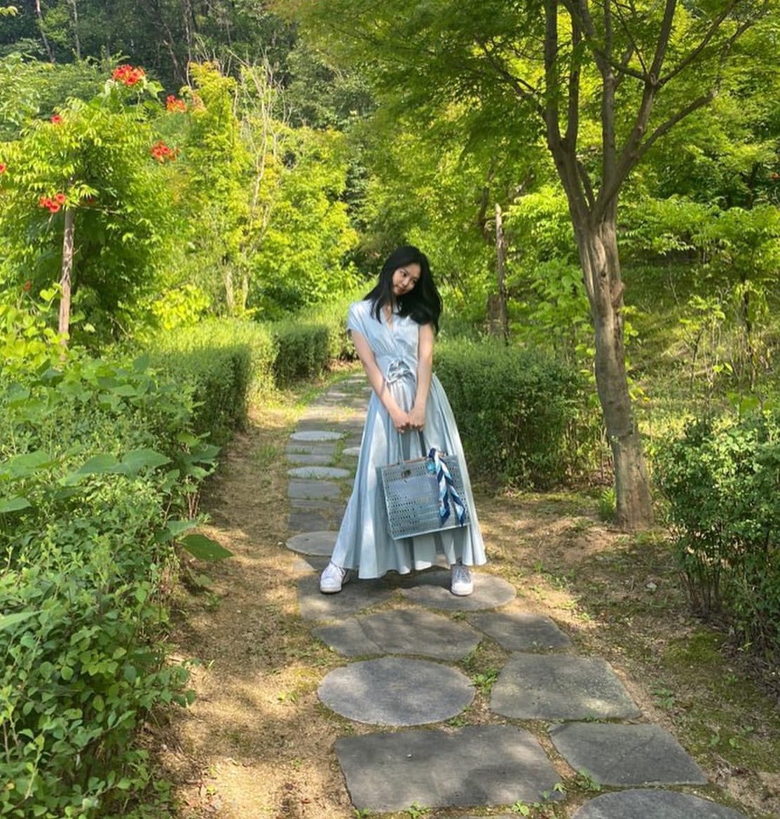 jennie tweet media