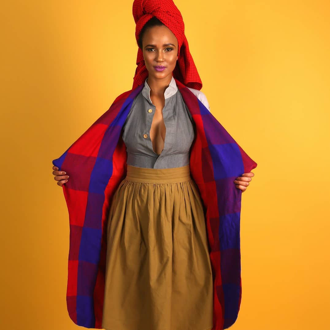 inaturelle's tweet photo. Bring on the #ColdFront Jozi. We ready. Shuka blanket jacket by us. #masai #masaiblanket #African #africanfashion #coldfrontmustfall https://t.co/v5wcuyWRfH