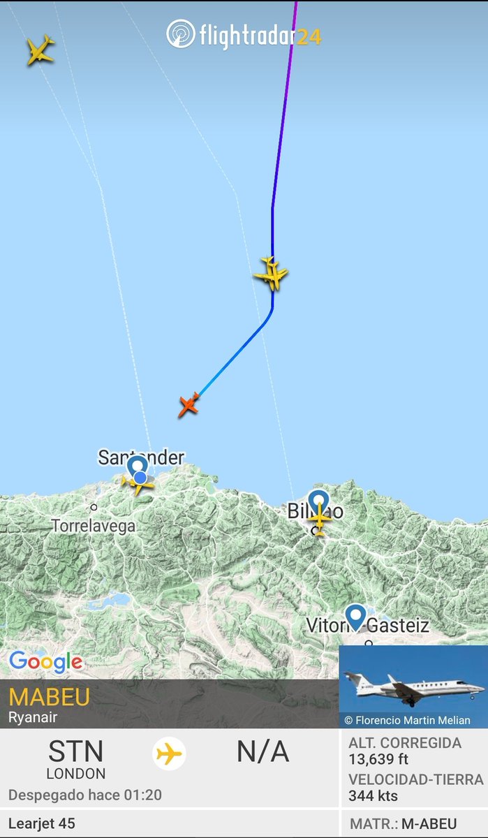 AParayas's tweet image. 🛬 A punto de aterrizar en el #SeveBallesterosSantander el #Learjet45 de @Ryanair 
Llega para solucionar el problema técnico surgido anoche en el Boeing 737 que tenía que volar desde el #SeveBallesterosSantander a #Edimburgo