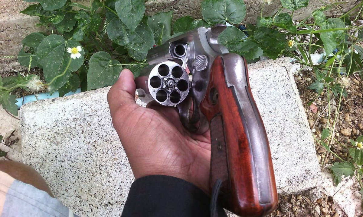My_Gun_Alone's tweet photo. ขาย8500บาท สมิท ขนาด.38 สภาพ90%ลำกล้อง3นิ้ว ขอคนแบบเข้าใจในการชื้อออนไลน์นะครับคุณจ่ายผมส่งสินค้าถึงมือแน่นอน สนใจโทรสอบถามที่ 0969945014(แทน)
@ไลน์0969945014 https://t.co/WqvHMn0J90