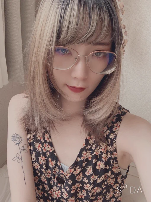 このような世の中でどうなるやらと思っていたけど、いい誕生日です。これからも宜しくお願い致します。31歳最初の自撮り☔️ 