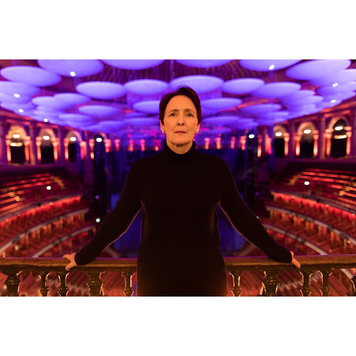 Portrait of the incredible #fionashaw on location at the stunning <a href="/RoyalAlbertHall/">Royal Albert Hall</a> - a quick set up inbetween takes #killingeve 📷Laura Radford
