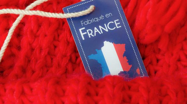 #MadeInFrance Les Français sont-ils davantage prêts à consommer Français après la #crise sanitaire ? Le point dans notre étude menée pour l'<a href="/Agence_Insign/">Insign</a> dont le #CP est disponible par ici 👉 ow.ly/4k1k50AtDp0 #consommation #société #covid19