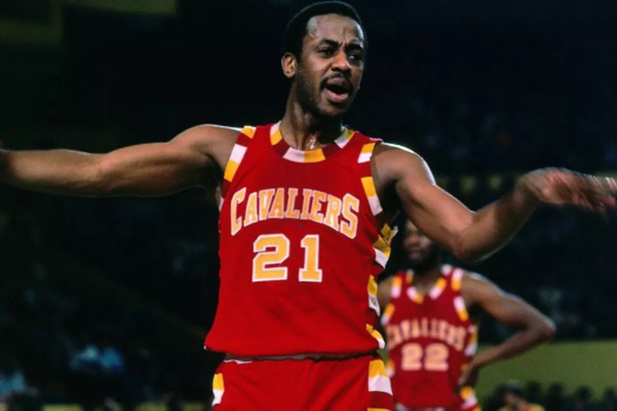 Campy Russell: 1978-79.21.9pts, 6.8rbd, 4.7ast, 1.3stl, 0.3blk. 47.6 FG%, 79.7 FT%.