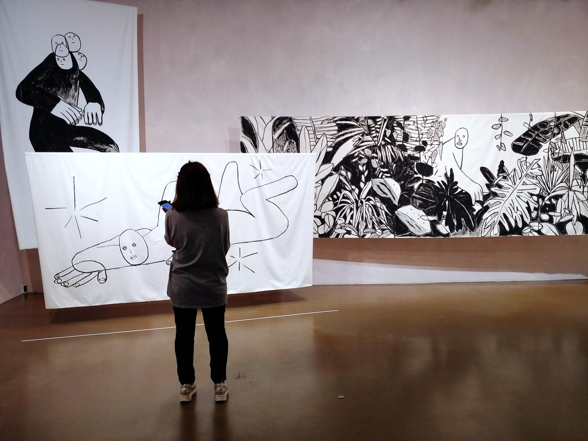 artsy_travels's tweet photo. A Brief Guide To Contemporary Art In Seoul
It's no secret that I loved Seoul from the very moment I landed at Incheon Airport. It is a vibrant city and, most of all, it is incredibly rich when it comes to contemporary art.
https://t.co/SQya7qc8ie
#ArtsyTravels #Seoul #DMuseum https://t.co/uG39oz96EW