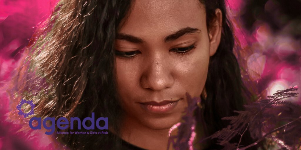 CleanBrk's tweet image. Alongside the release of #insidethisbox we have 3 blogs for you to read: 

1 from our Young Artist Chloe Florence, 1 from @Agenda_alliance and 1 from @childrensociety.

Watch the show and read all 3 on our website: cleanbreak.org.uk