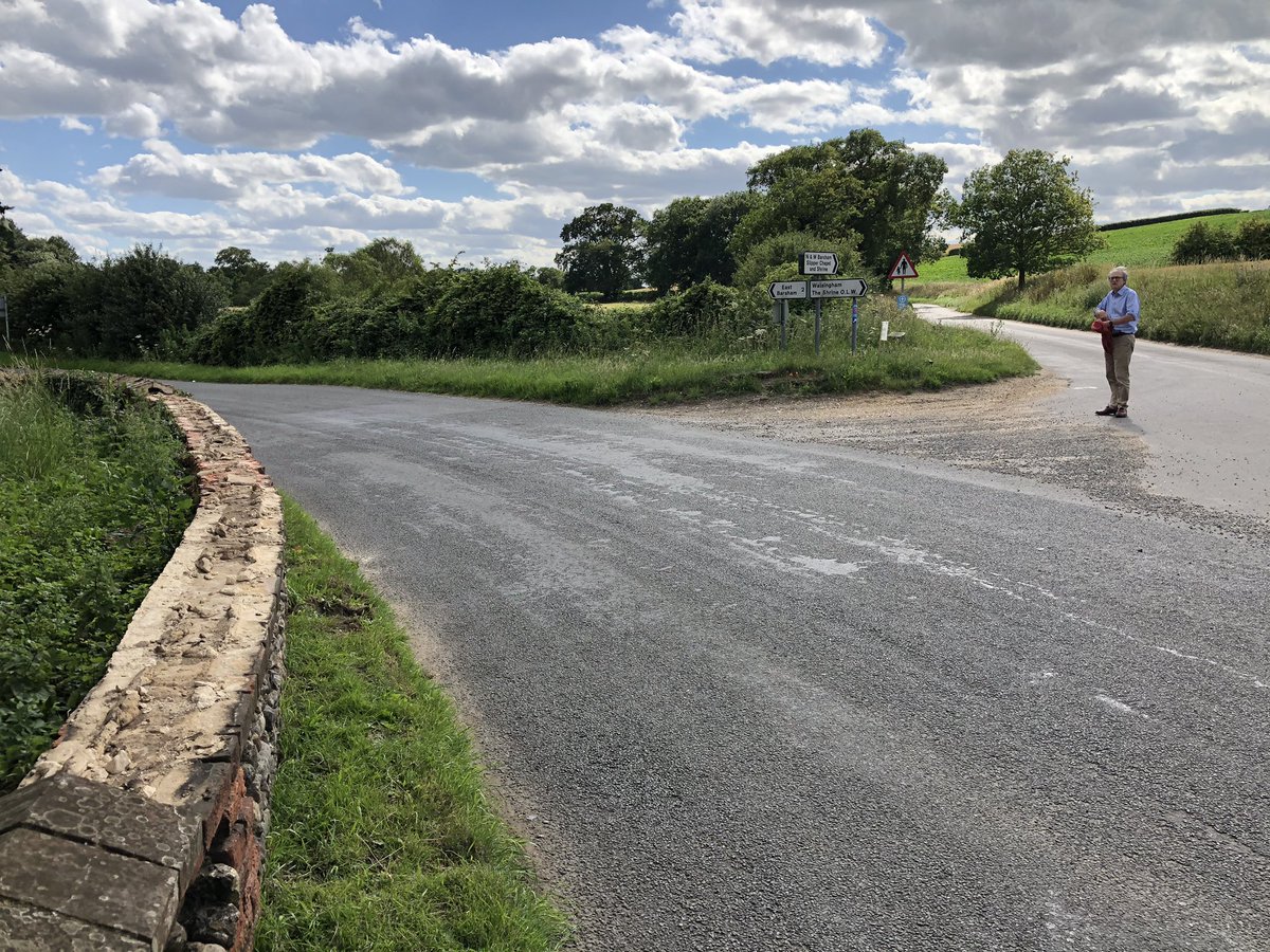 walsinghamabbey's tweet photo. Appeal for information following theft of coping stones here last Thursday night. Stripped from park wall along Fakenham Road #stayalert #lockdowncrime #holymile #heritagecrime #ruralcrime @Historic_Houses https://t.co/1tnXEpgTFX