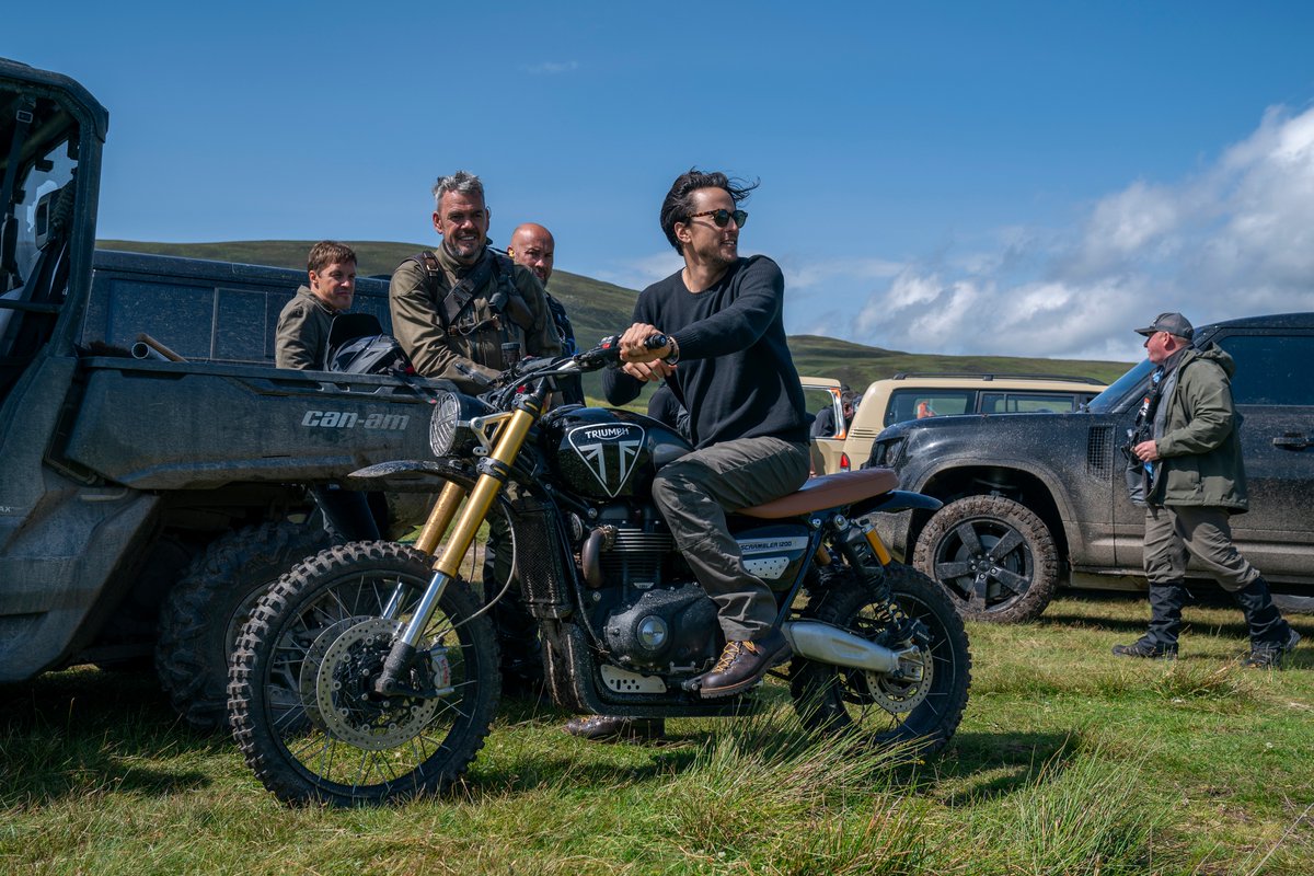 Happy Birthday to NO TIME TO DIE’s director Cary Joji Fukunaga.