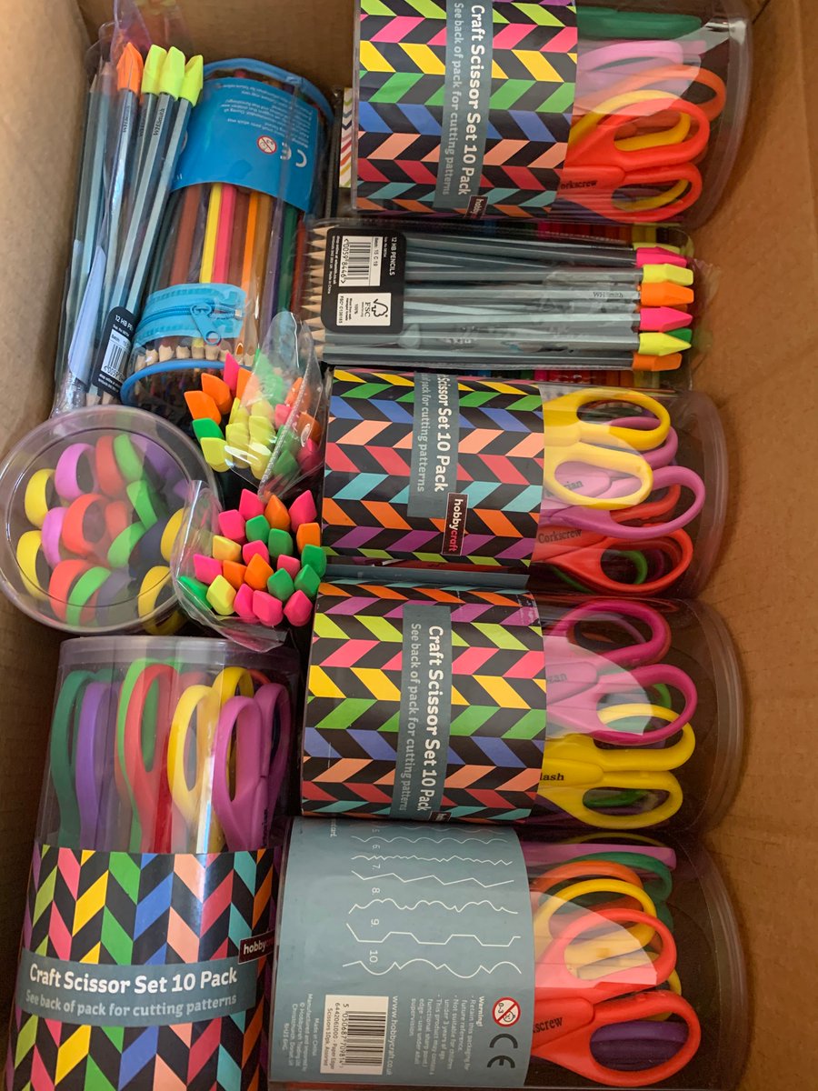 edbookfest's tweet photo. We've been preparing Citizen activity bags this week, as part of our work to combat digital exclusion. Thanks to our partners @thebrunton, @roystonwardiecc @northedinarts, we'll distribute 200 bags for children and adults
More➡️https://t.co/3Oce20Kqpf
#FestivalsPlace #CitizenEdi https://t.co/jDiiapGEL4