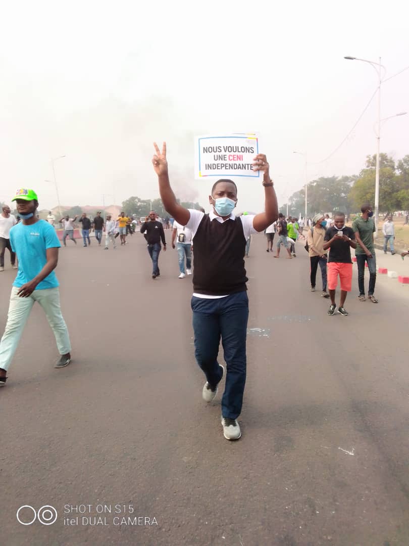 RMokabi's tweet photo. #CENI Le peuple demande une réforme de la CENI et refuse un enterinement précipitée Mr Ronsard Malonda! https://t.co/kqkNAC8ZsT