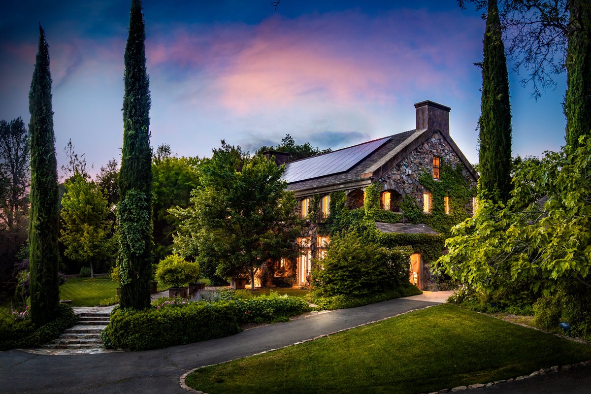 ComeraEnergy's tweet image. In response to announcements in the summer statement, Richard Percival discusses how Solar PV can support energy efficiency improvements and even increase your EPC score: comeraenergy.co.uk/post/energy-ef…