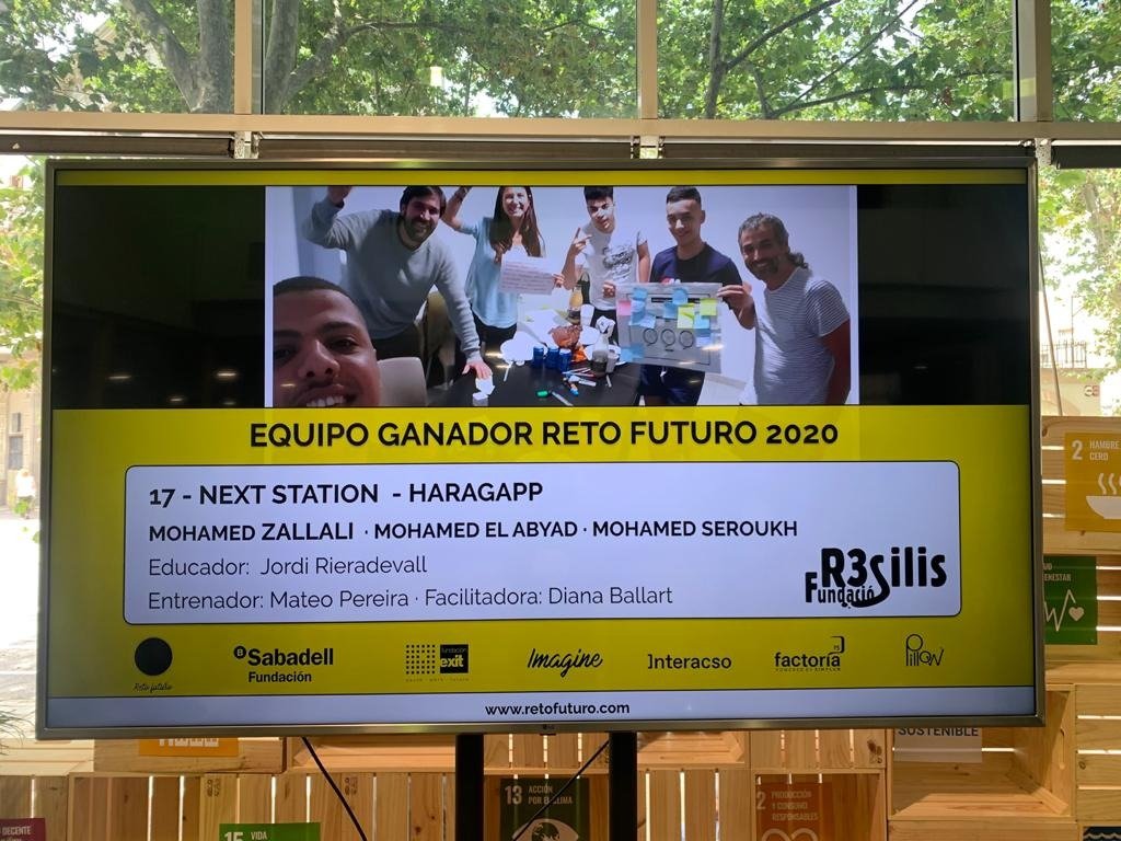 Y los 3 ganadores son de esta primera edición de #RetoFuturo son... Equipo "NextStation" de Fundación #R3silis <a href="/PlatEducativa/">Plataforma Educativa</a> , Equipo "Cruzar para mejorar" de Fundación <a href="/TranspiSS/">TranspirenaicaSS</a>  y Equipo "DownMadrid" de Fundación Down Madrid. ¡FELICIDADES a tod@s! <a href="/FBSabadell/">Fundación Banco Sabadell</a> <a href="/fundacionexit/">Fundación Exit</a>