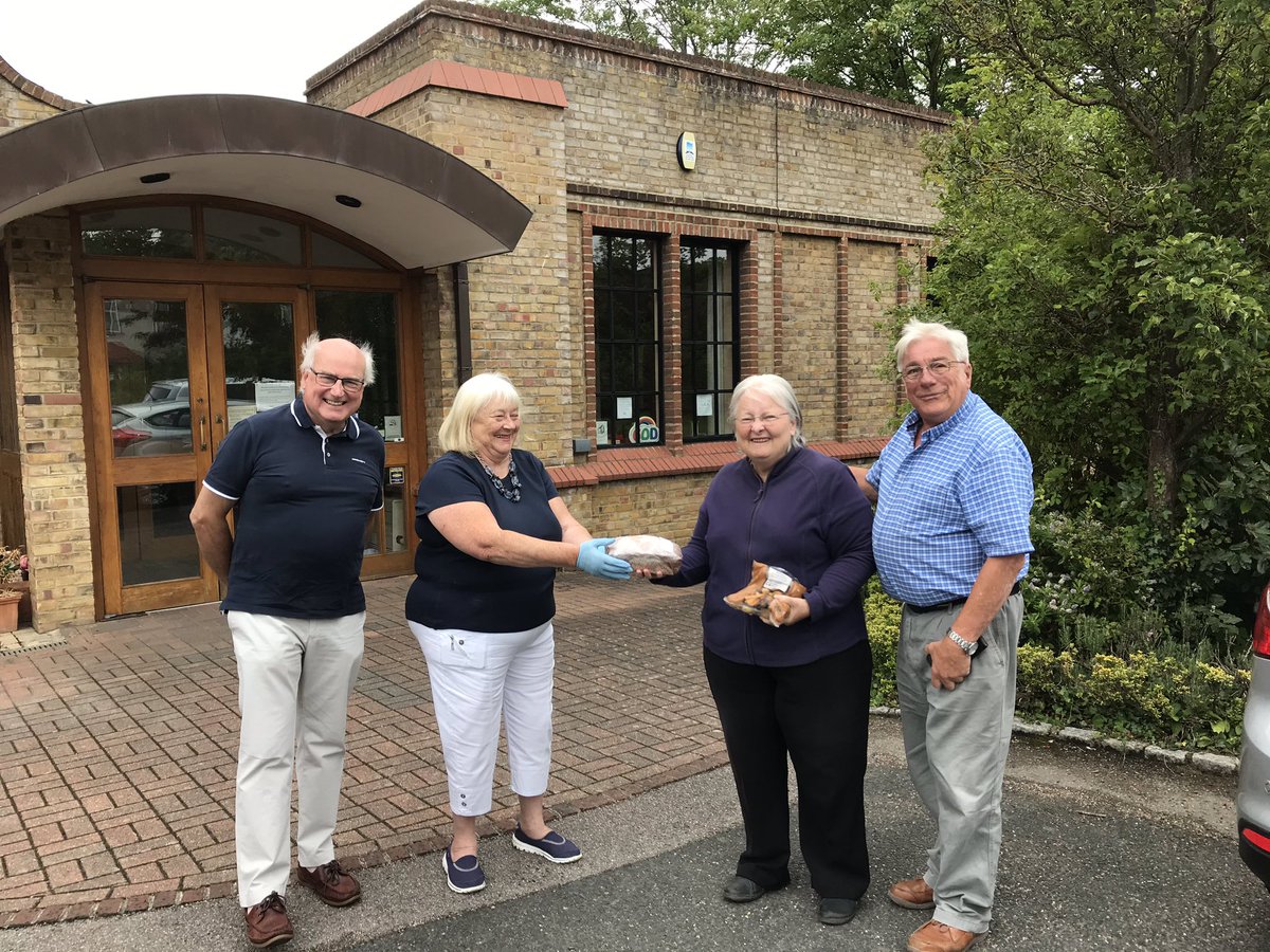 GSChurchSM5's tweet photo. Thank you Linda for making pavlova , chocolate eclairs and lemon drizzle cake to raise money for charity! https://t.co/DfaYLYUH6z