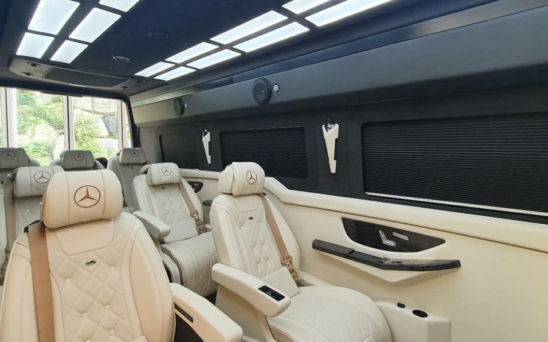 cars_pixels's tweet photo. Mercedes-Maybach Sprinter, anyone?

Here's a custom Mercedes-Benz Sprinter.

📸 blueskyh2 https://t.co/5mY26ivA1d