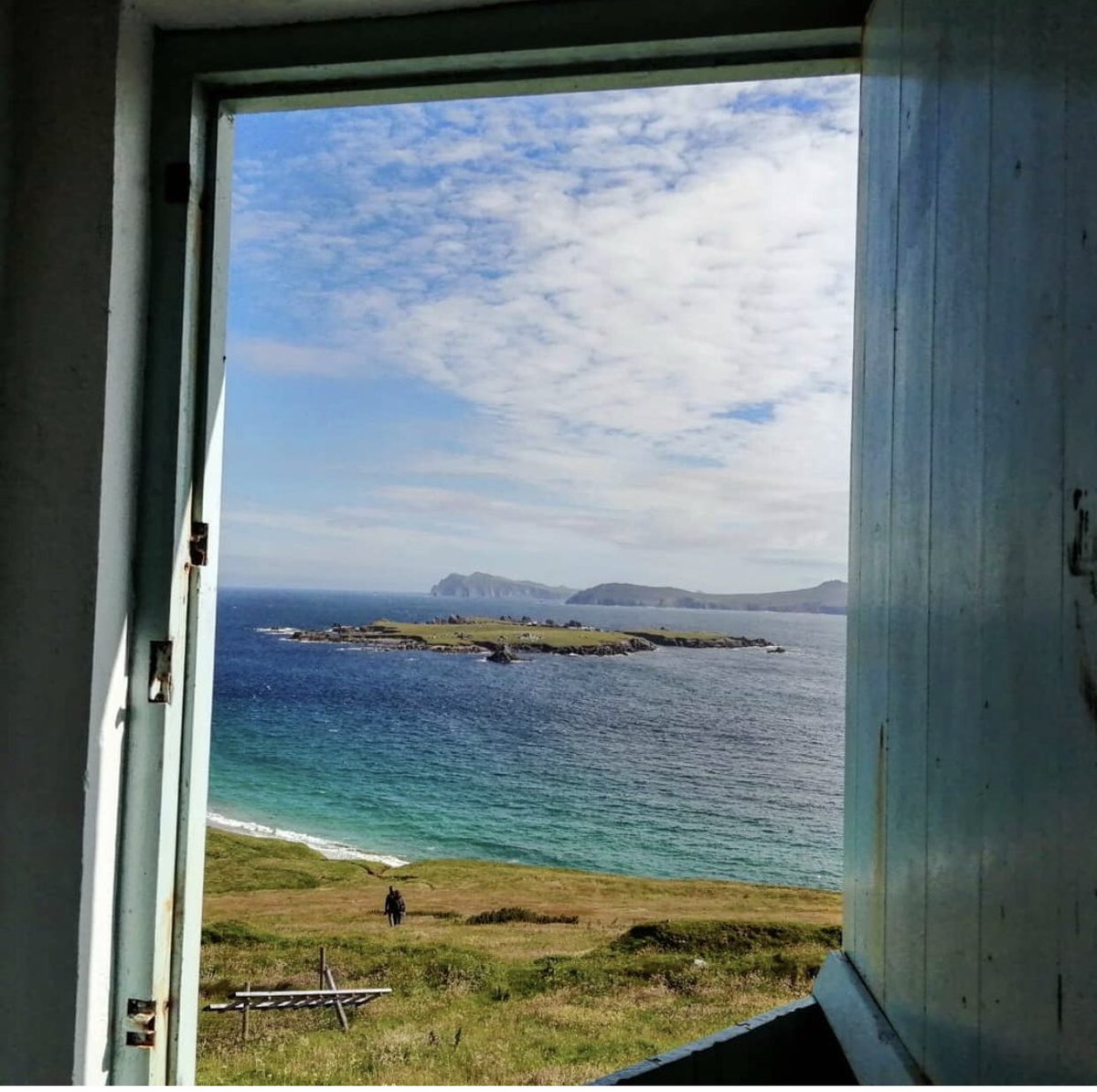 gbisland's tweet photo. The office view of dreams. https://t.co/hStoP0yizn