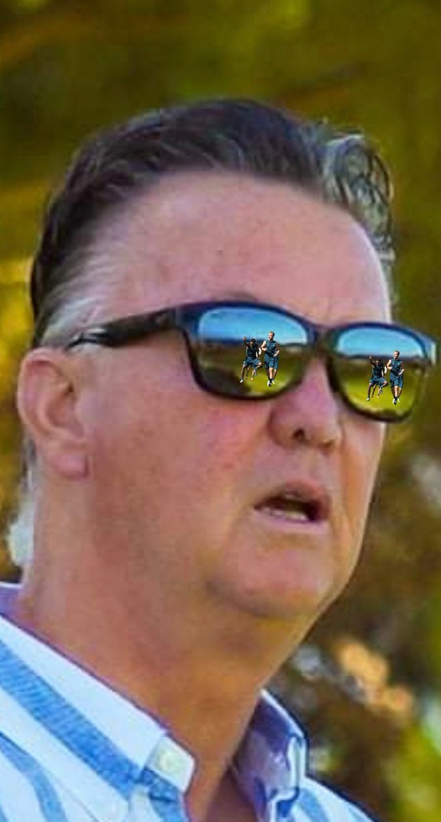 SuperCazarre's tweet image. C'est ton groupe au complet pour la Champion's League là ?

Oui, pourquoi ?

..